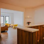 With Seaview Apartamento *